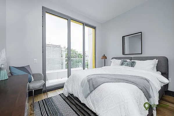 Rented by City View Living | media 129