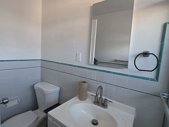 15912 S Vermont Ave #12F, Gardena, CA 90247 | Zillow