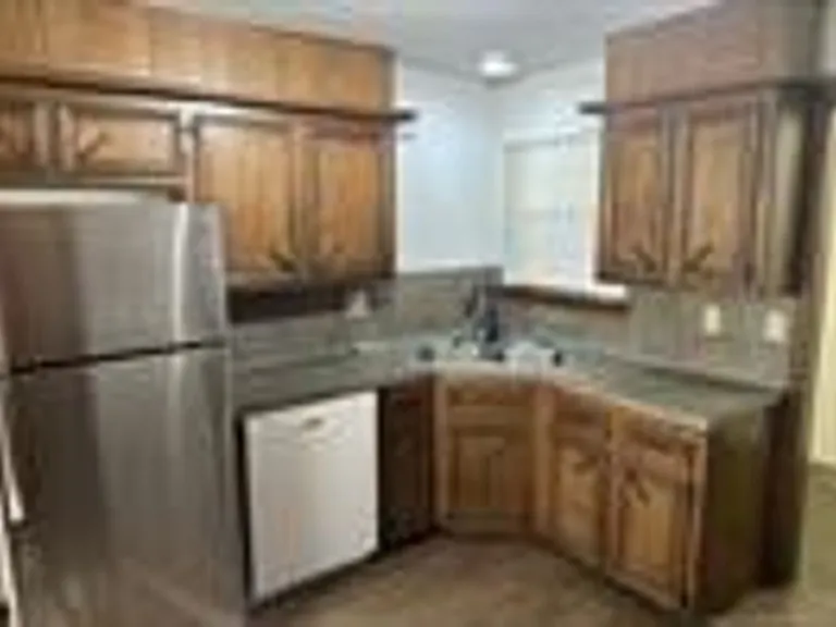 12814 E 37th Pl — Photo 7