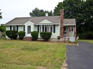 10 Carlena Ter, Woburn, MA 01801