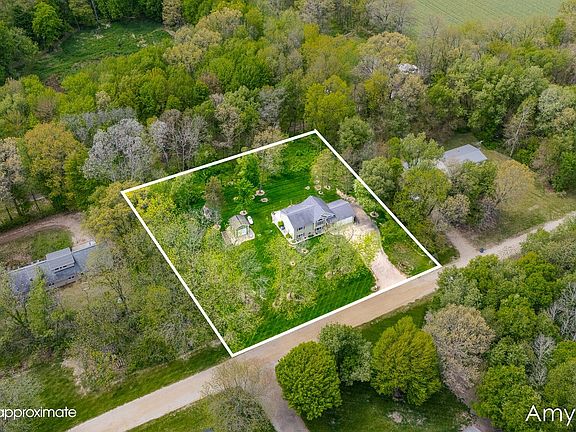 3rd image of 1214 Delaney Dr