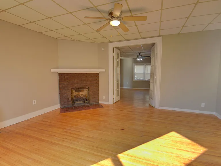 908 Bridge Ave — Photo 6