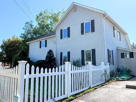 4th image of 931 Rose Ave