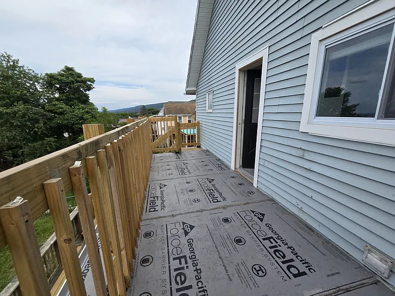 735 Main St #2 — Photo 18