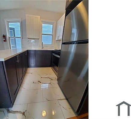 3rd image of 229 Halsted St Floor 2