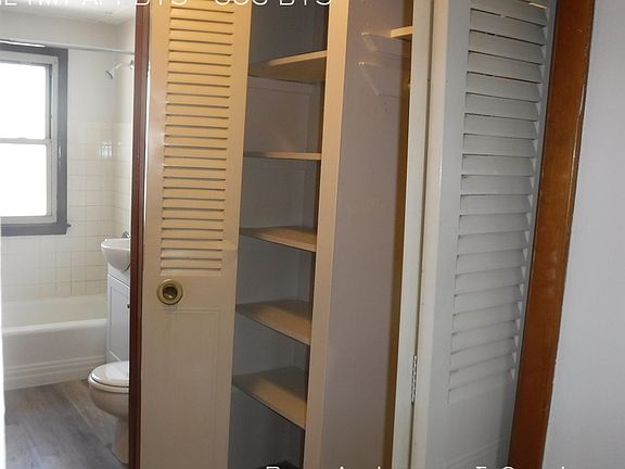 3rd image of 441 Dixie Hwy APT B13