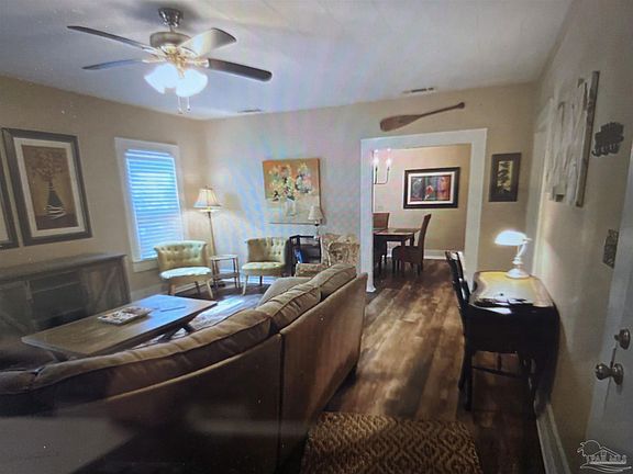 4th image of 715 N 46th Ave