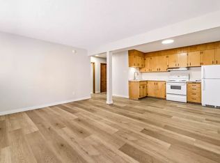2242 Scarth St #5, Regina, SK S4P 2J6
