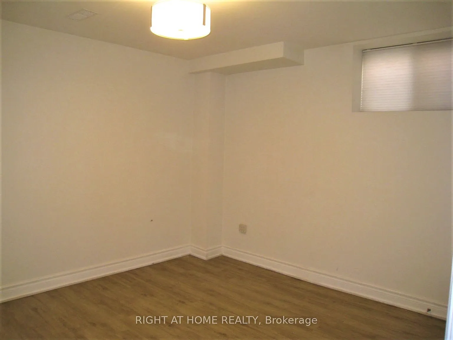 2 bed, $1,930 — Photo 4