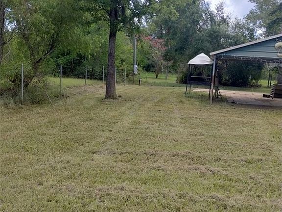 2nd image of 526 Old Ferry Rd