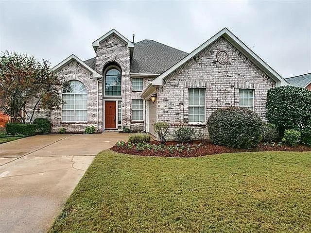 1st image of 3809 Blueridge Dr