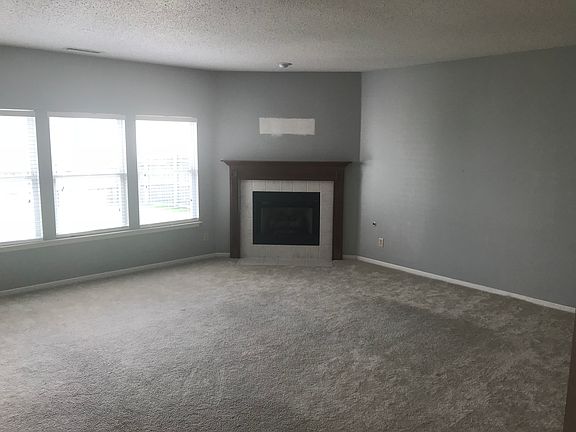 2nd image of 3229 Pavetto Ln