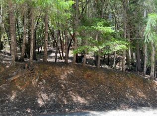 1894 Clover Dr, Willits, CA 95490