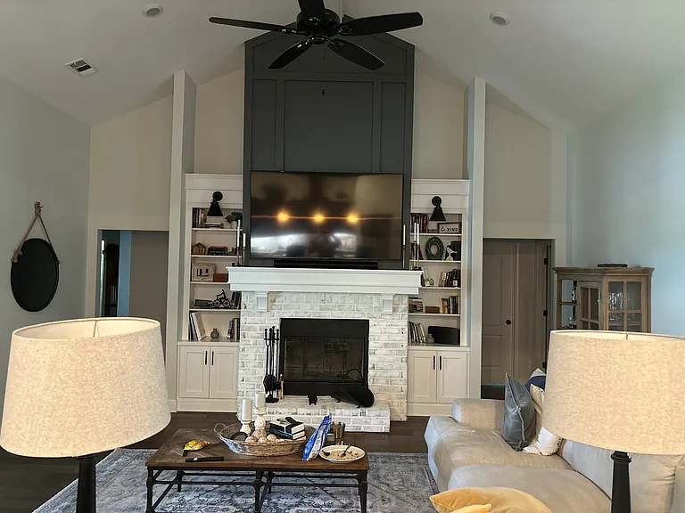 5886 Augustine Dr — Photo 3