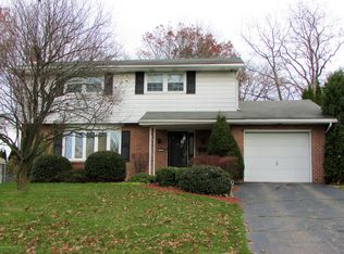 553 Allen St, Hazleton, PA 18202