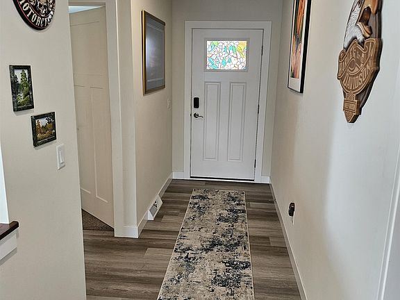 3rd image of 509 Bogda Dr