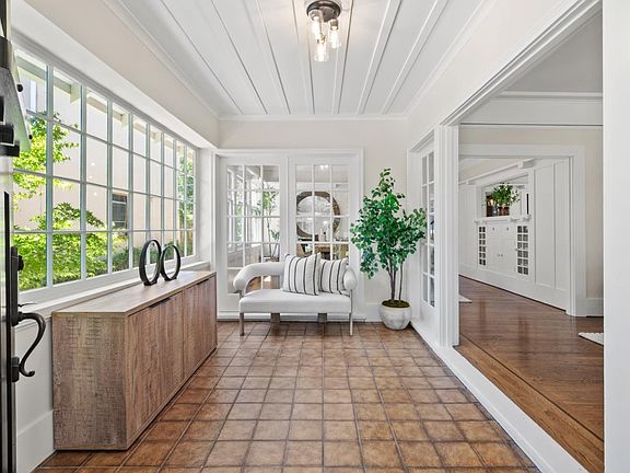 5th image of 1129 Balboa Ave