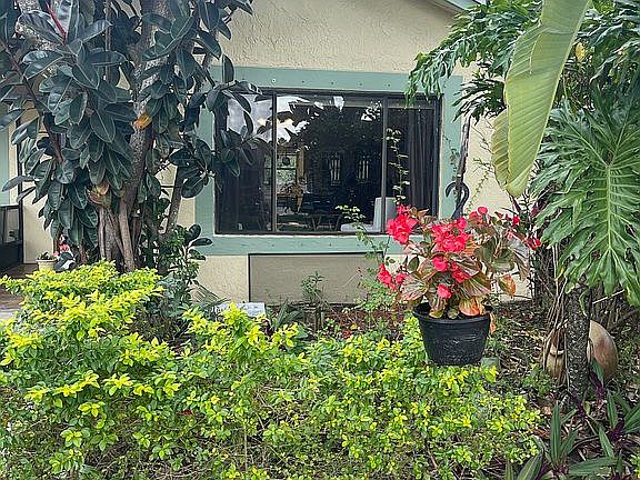3rd image of 9944 NW 52nd St