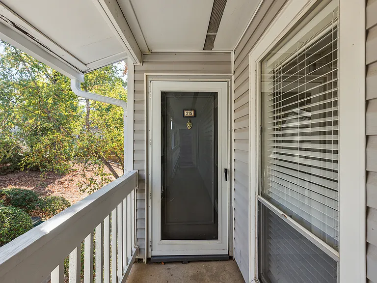 Overlook Apartments — Photo 54