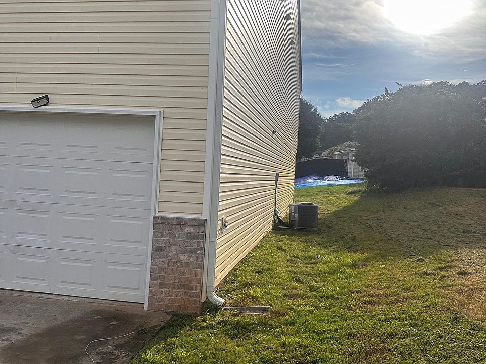 2nd image of 187 Alton Cir