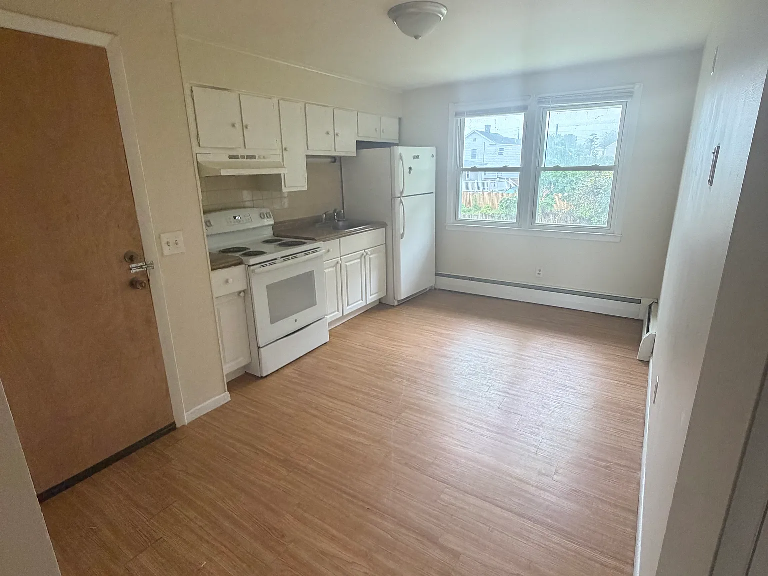 2 bed, $1,695 — Photo 4