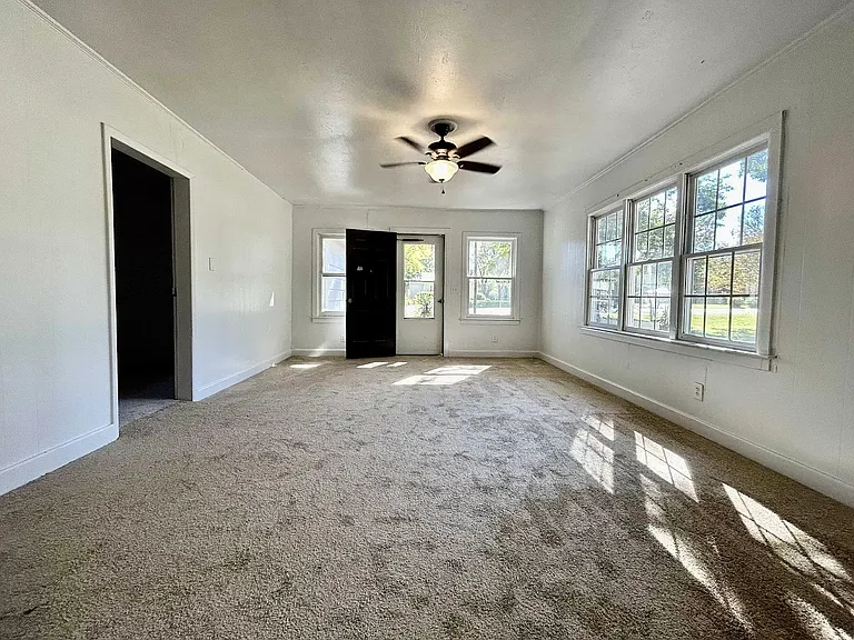 3195 Deep River Rd — Photo 6