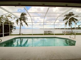 2282 SE 28th St, Cape Coral, FL 33904