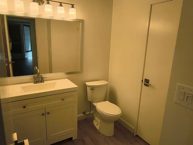 6363 Christie Ave #324 — Photo 36