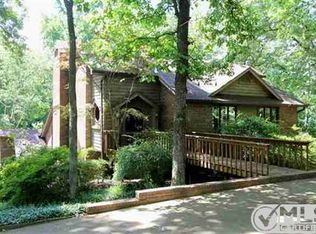 211 Leigh Cir, Hot Springs, AR 71901