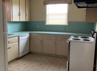 7370 Hennessy Rd, Jacksonville, FL 32244