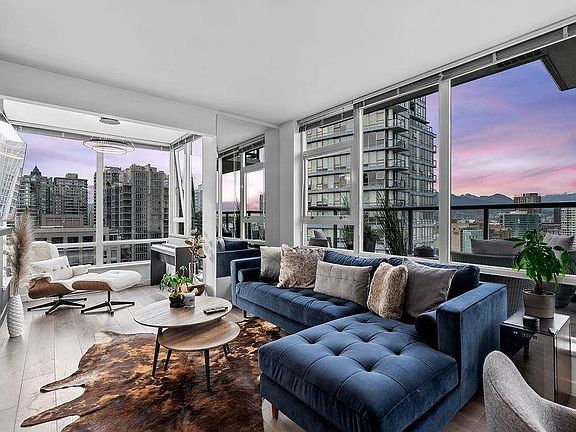 2nd image of 939 Expo Blvd #2706