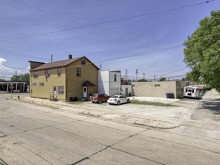 Listing photo 4