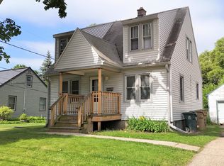 922 N Fair Oaks Ave, Madison, WI 53714