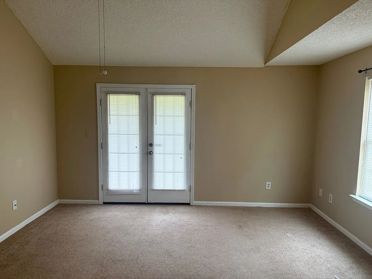Building Photo - 2510 Barnesdale Way