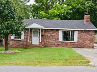 520 E Division St, Bolivar, MO 65613
