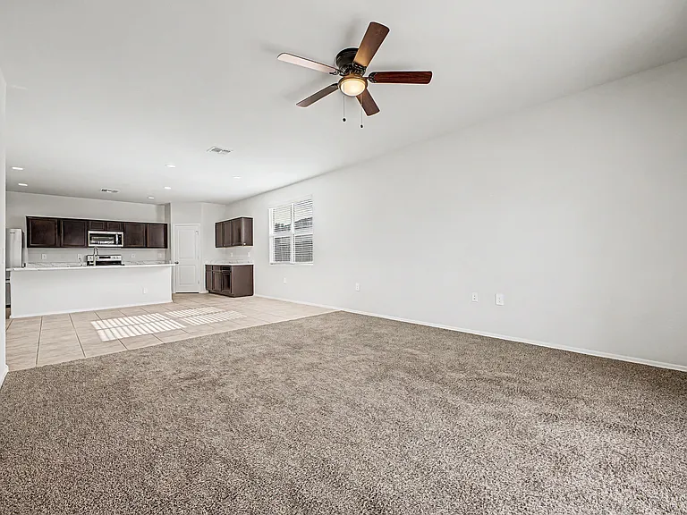 1302 W Raymond Ave — Photo 16