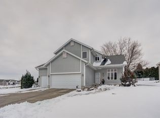 238 Kelvington Dr, Sun Prairie, WI 53590