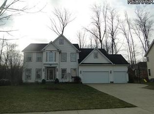 1304 Gold Crest Dr, Medina, OH 44256