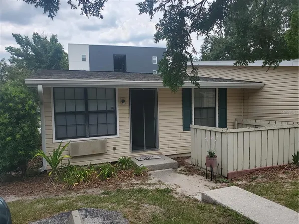 2490 SW 14th Dr APT 2, Gainesville, FL 32608