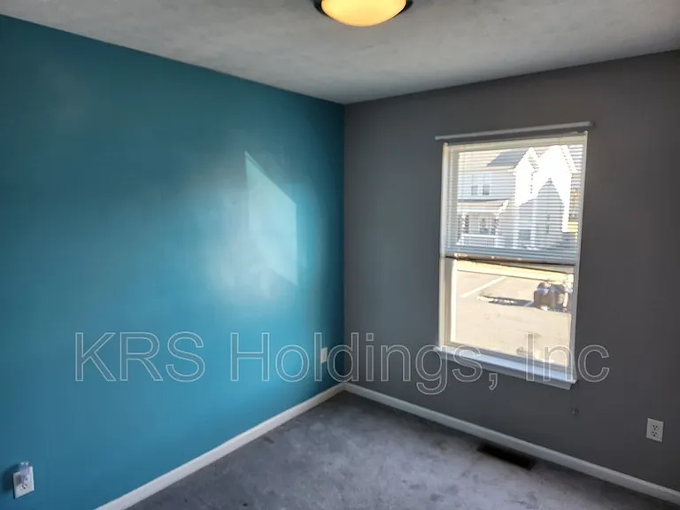 1210 Victorian Village Dr — Photo 13