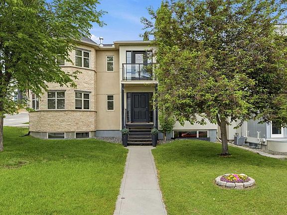 3rd image of 2040 S 31st Ave SW