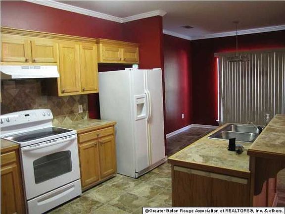 2nd image of 23531 S Point Dr