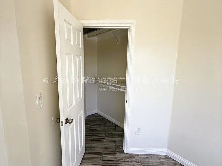 2195 Whittier Blvd #100 — Photo 16