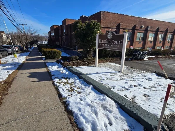 201 College Street #26, Middletown, CT 06457