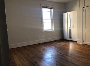 236 S 45th St #2E, Philadelphia, PA 19104