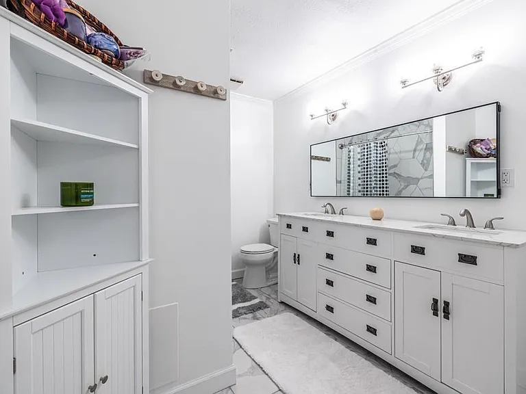 27301 Plantation Dr NE #301 — Photo 25