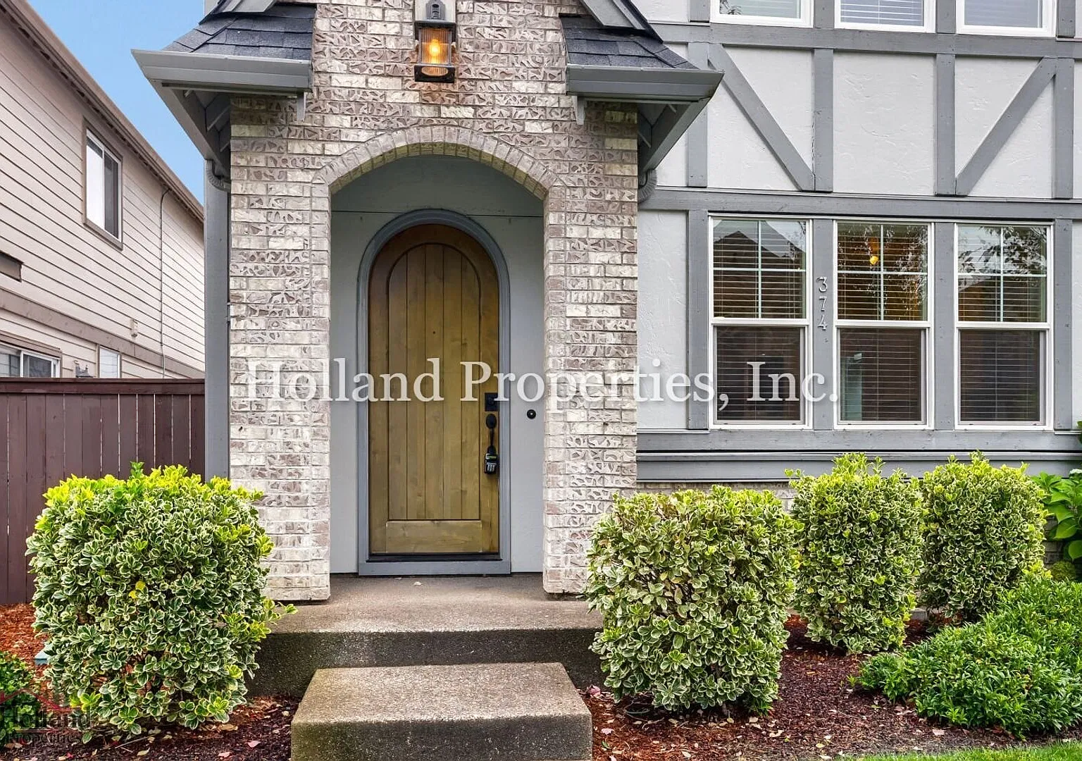 Inviting 4-Bedroom Home with Fireplace & Private yard! — Photo 3