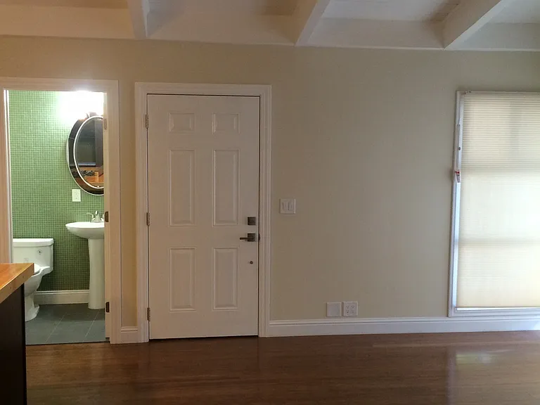 206 Paloma Ave — Photo 5