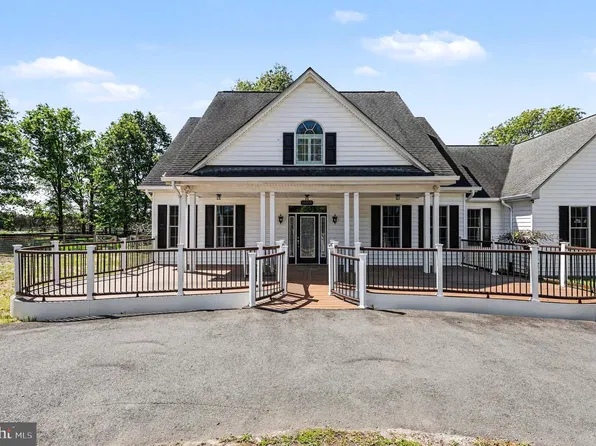 13335 Hershey Dr, Nokesville, VA 20181