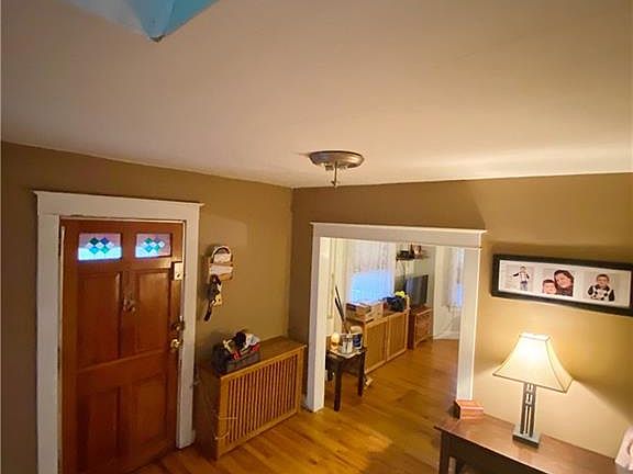 5th image of 819 Homestead Ave